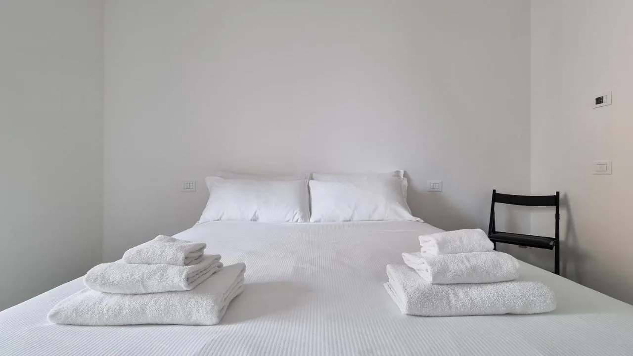 Italianway - Alserio 10 Apartamento Milão 0*,